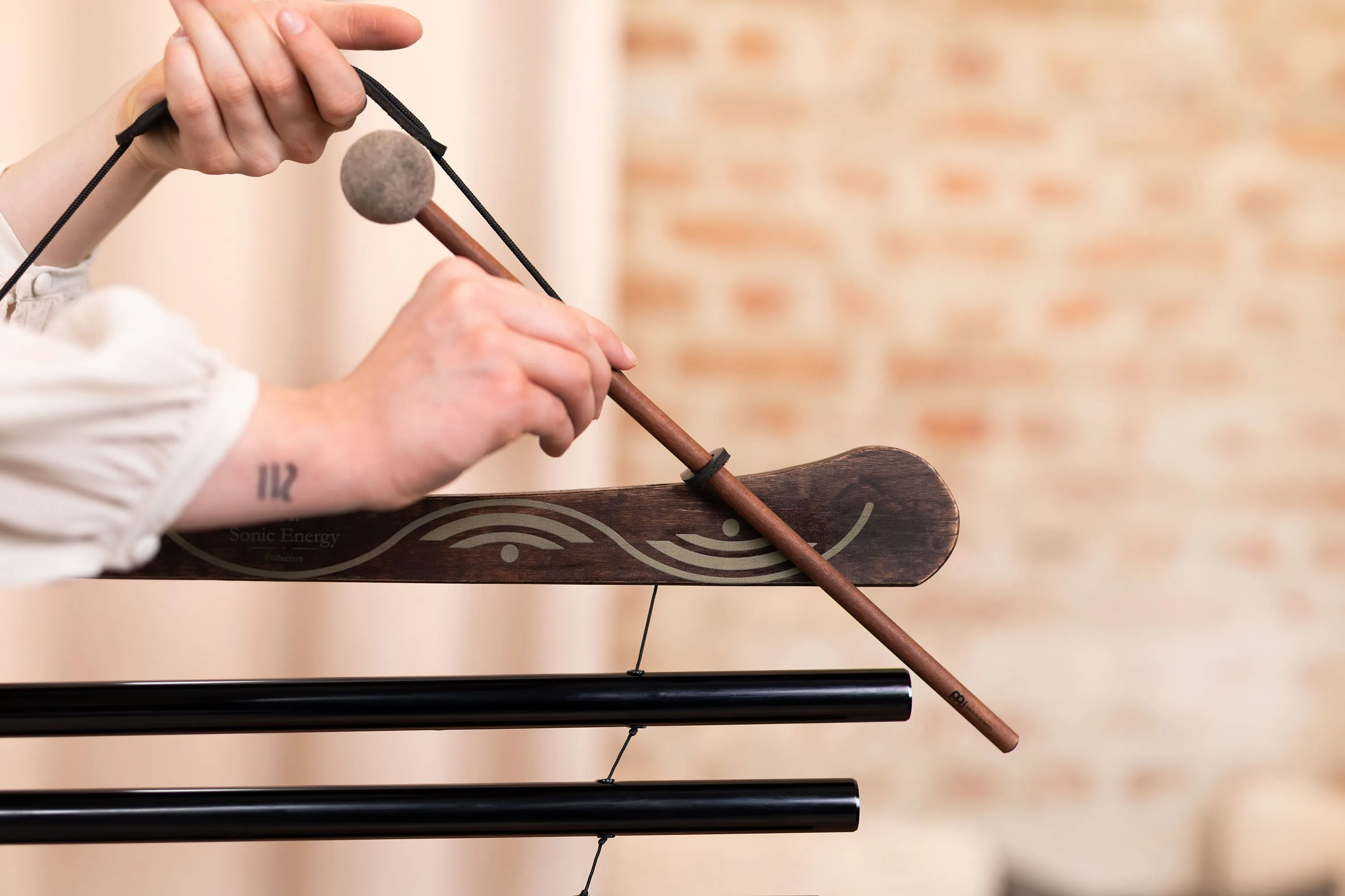 432 Hz Meditation Flow Chime 38" / 95 cm 10 Notes C Minor - Black