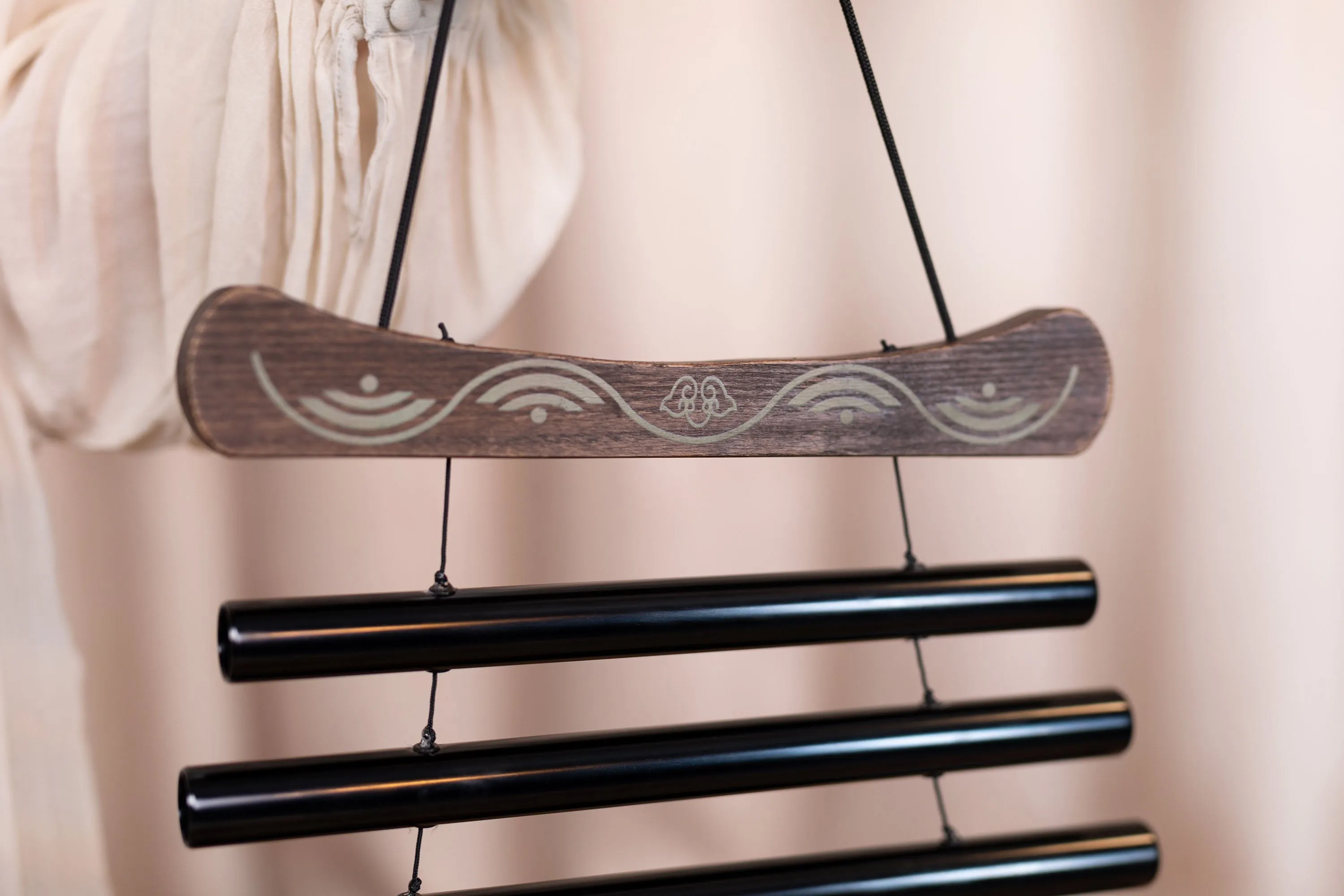 432 Hz Meditation Flow Chime 38" / 95 cm 10 Notes C Minor - Black