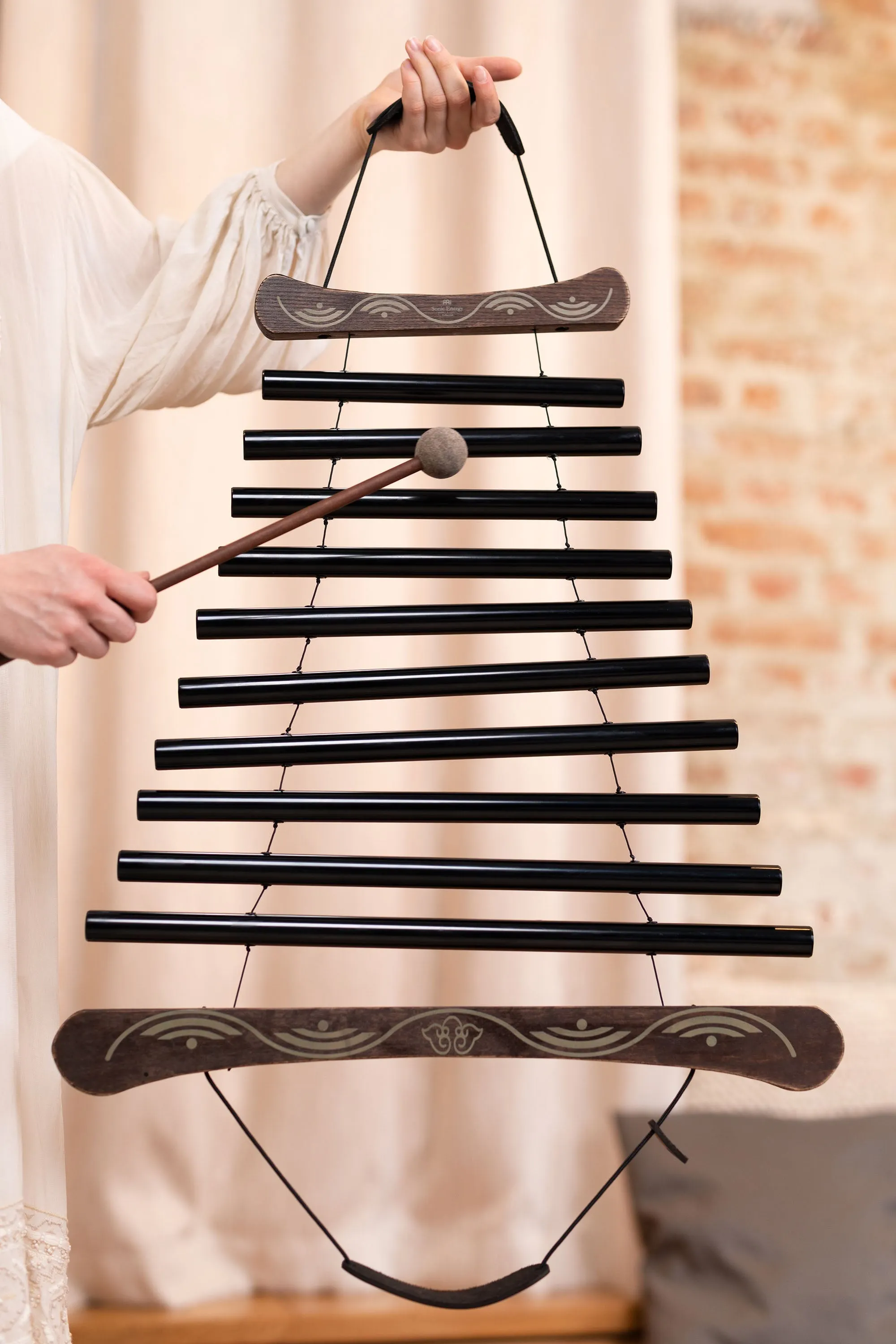 432 Hz Meditation Flow Chime 38" / 95 cm 10 Notes C Minor - Black