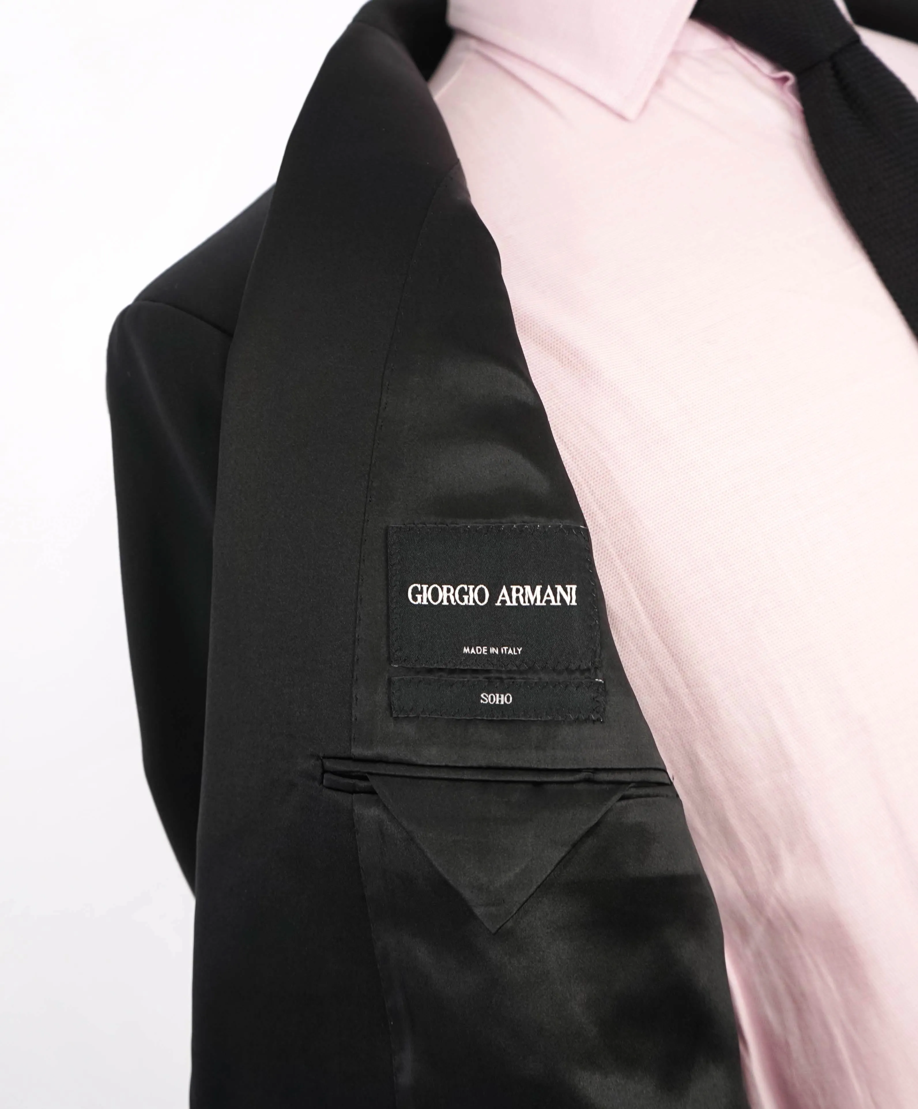 $5,494 GIORGIO ARMANI - "SOHO" Black SILK LINED Peak Lapel Tuxedo - 46R