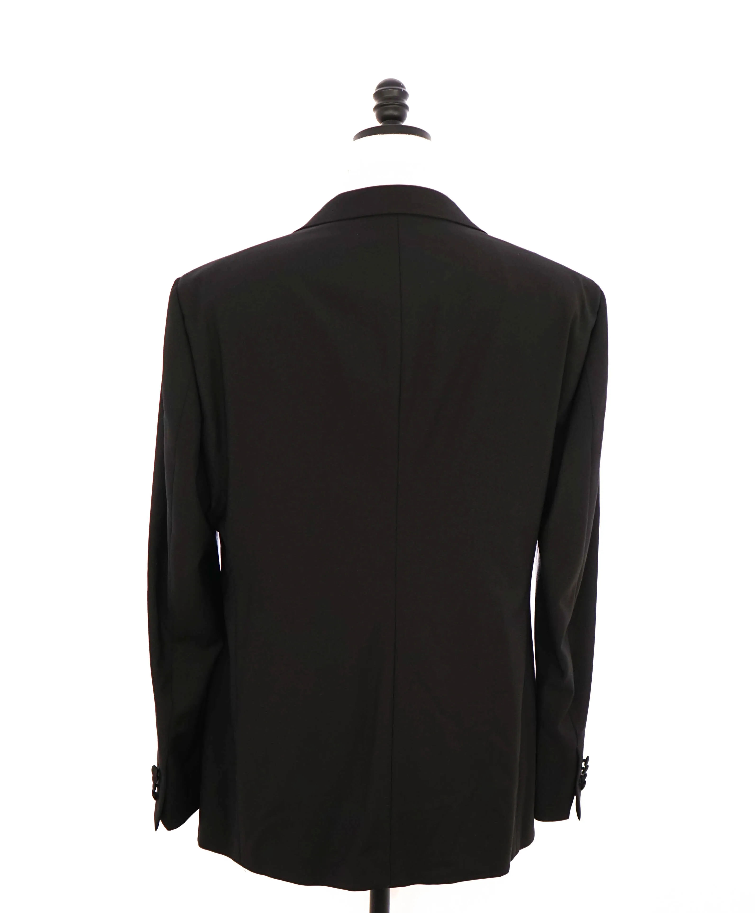 $5,494 GIORGIO ARMANI - "SOHO" Black SILK LINED Peak Lapel Tuxedo - 46R