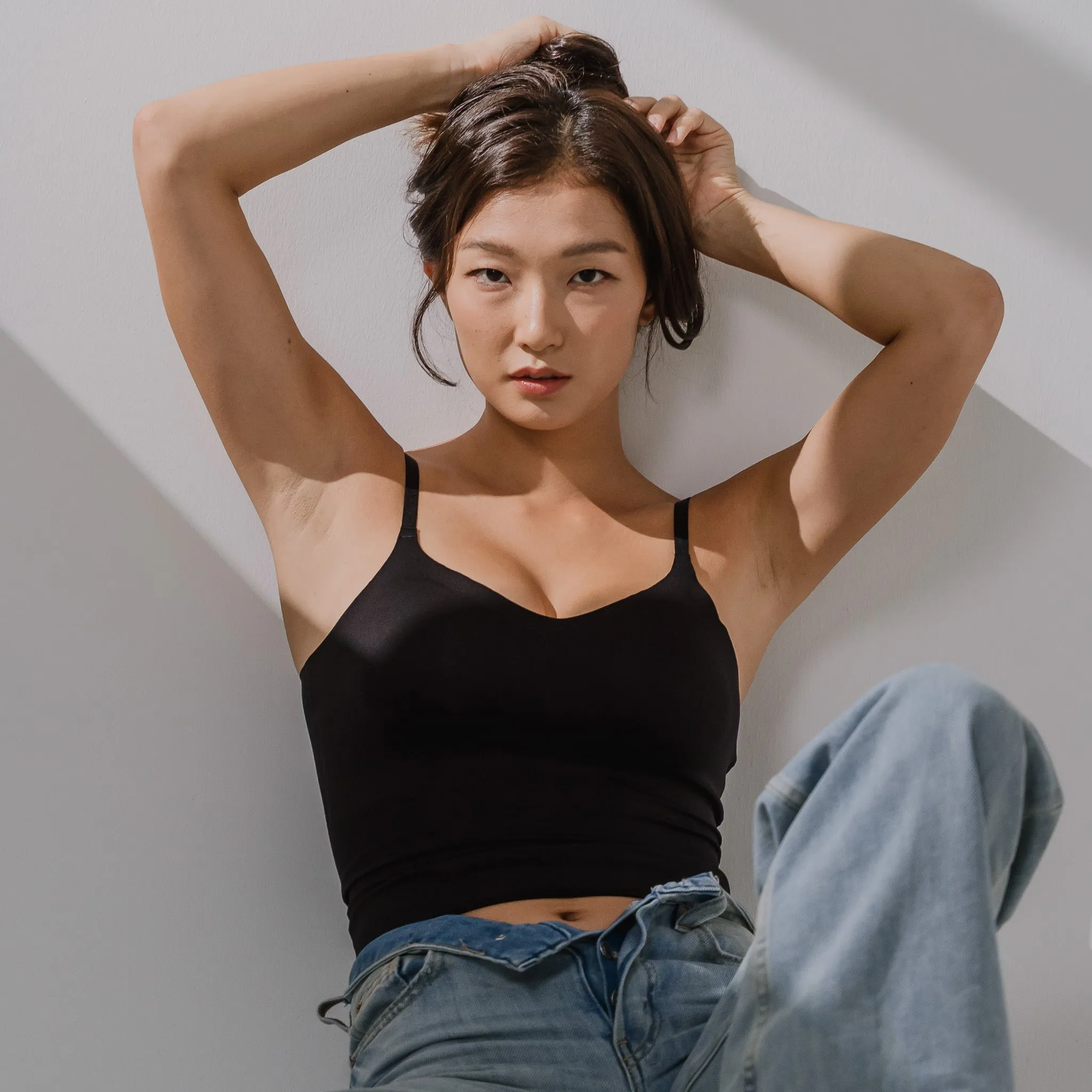 air-ee Seamless 2-in-1 Regular Bra Top (Signature Edition) - Black