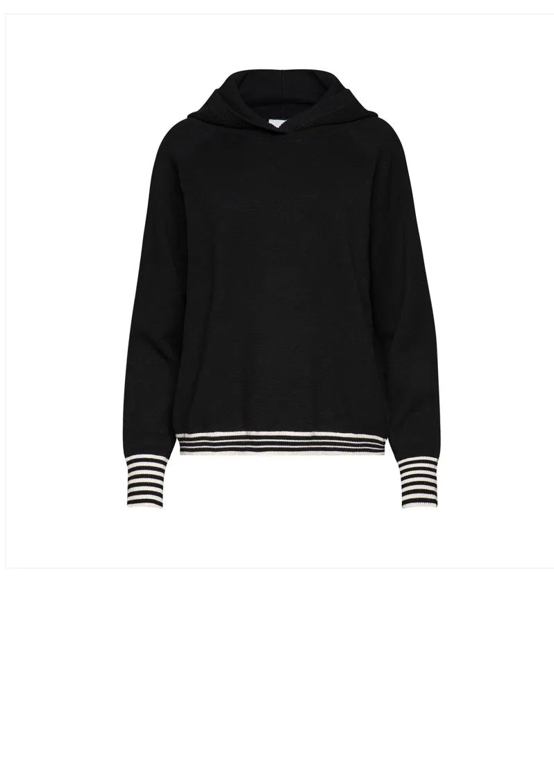 AIRA HOODIE