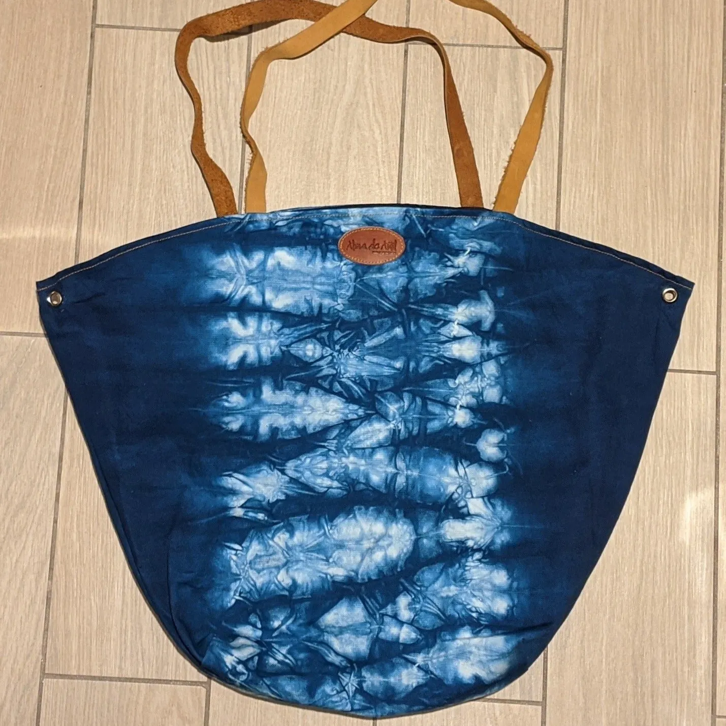 Alma de Añil Convertible Tote