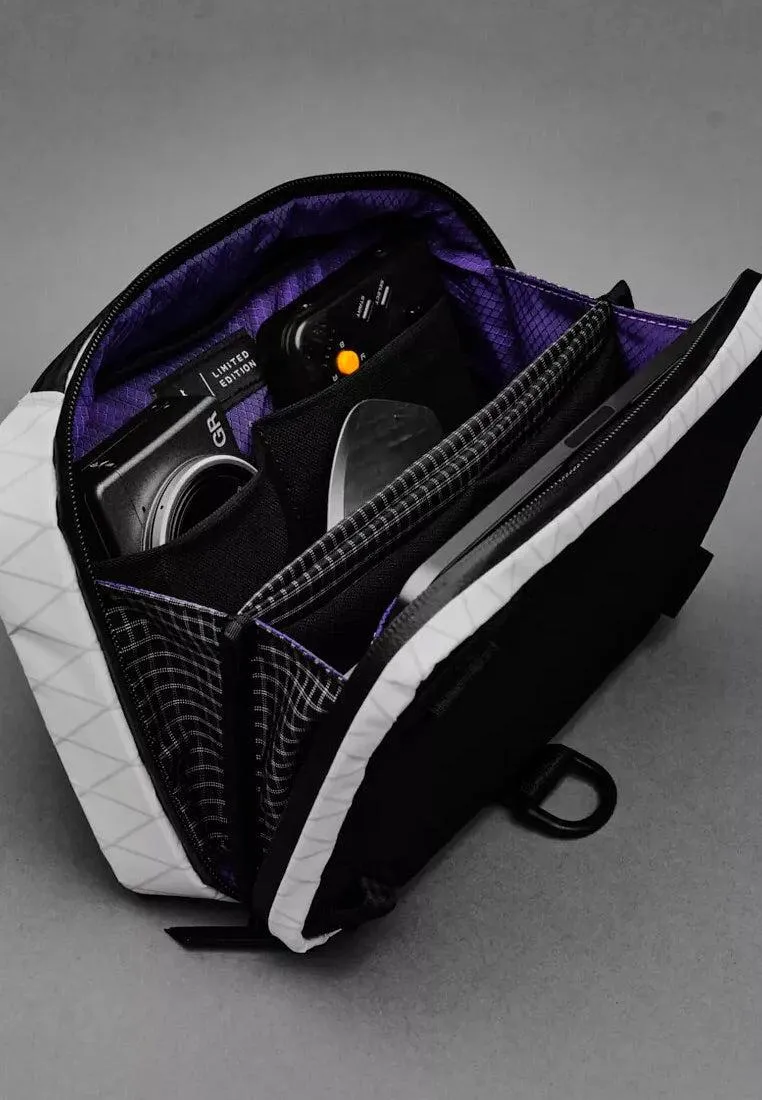 Alpaka Elements Tech Case Max Cyber Limited Edition