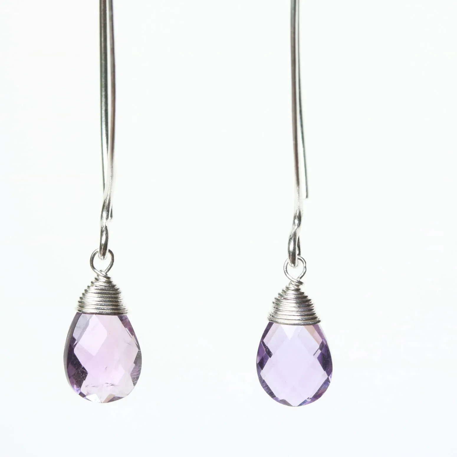 Amethyst drop silver earring.