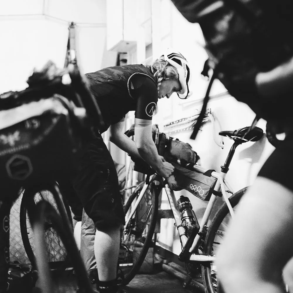 Apidura - Expedition Tall Frame Pack