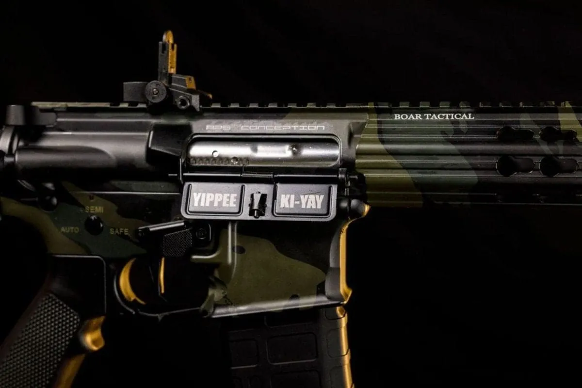APS BOAR Tactical M4 Gel Blaster - Black Multicam