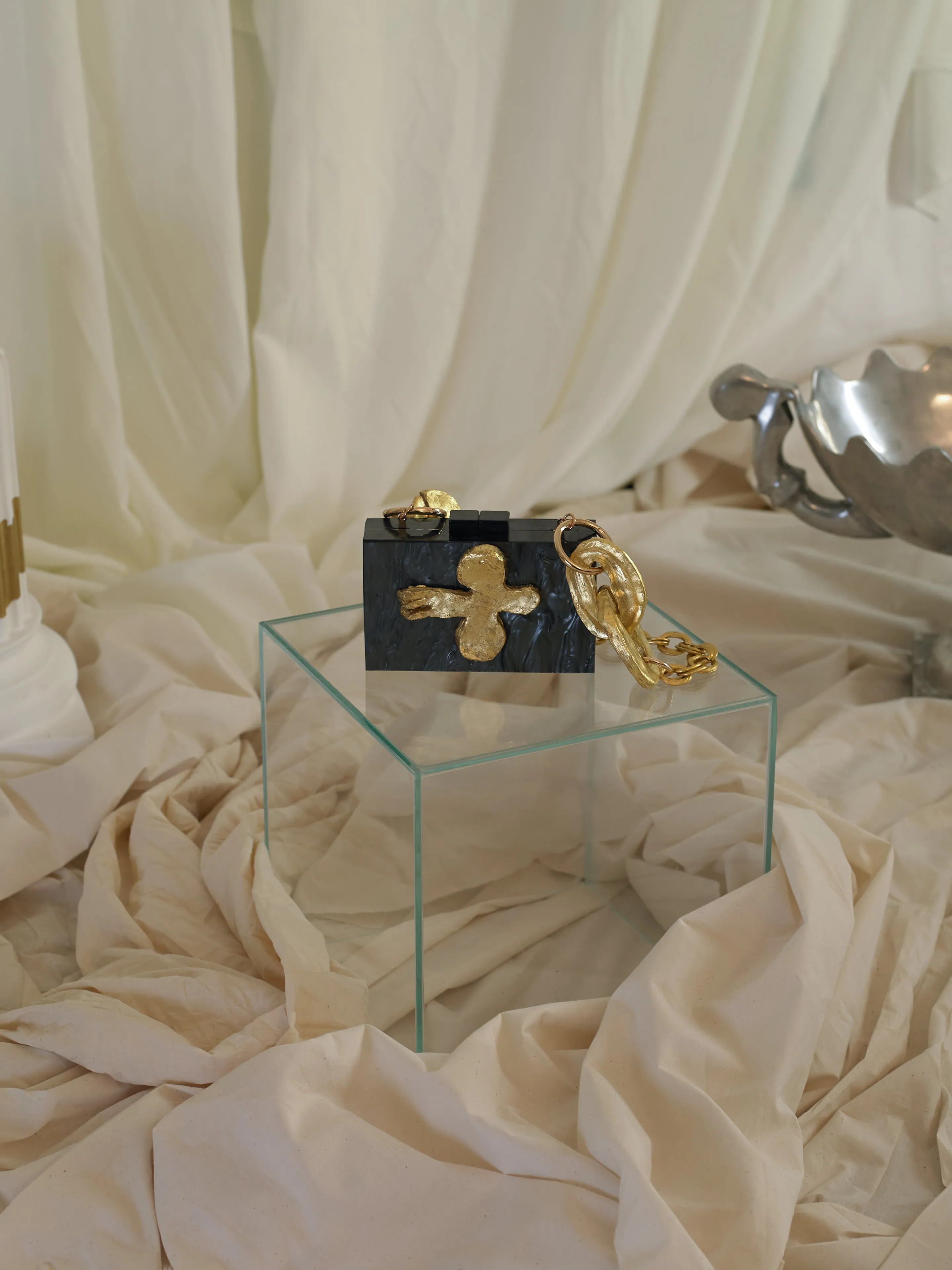 Artisanal Eos Clutch - Black Pearl