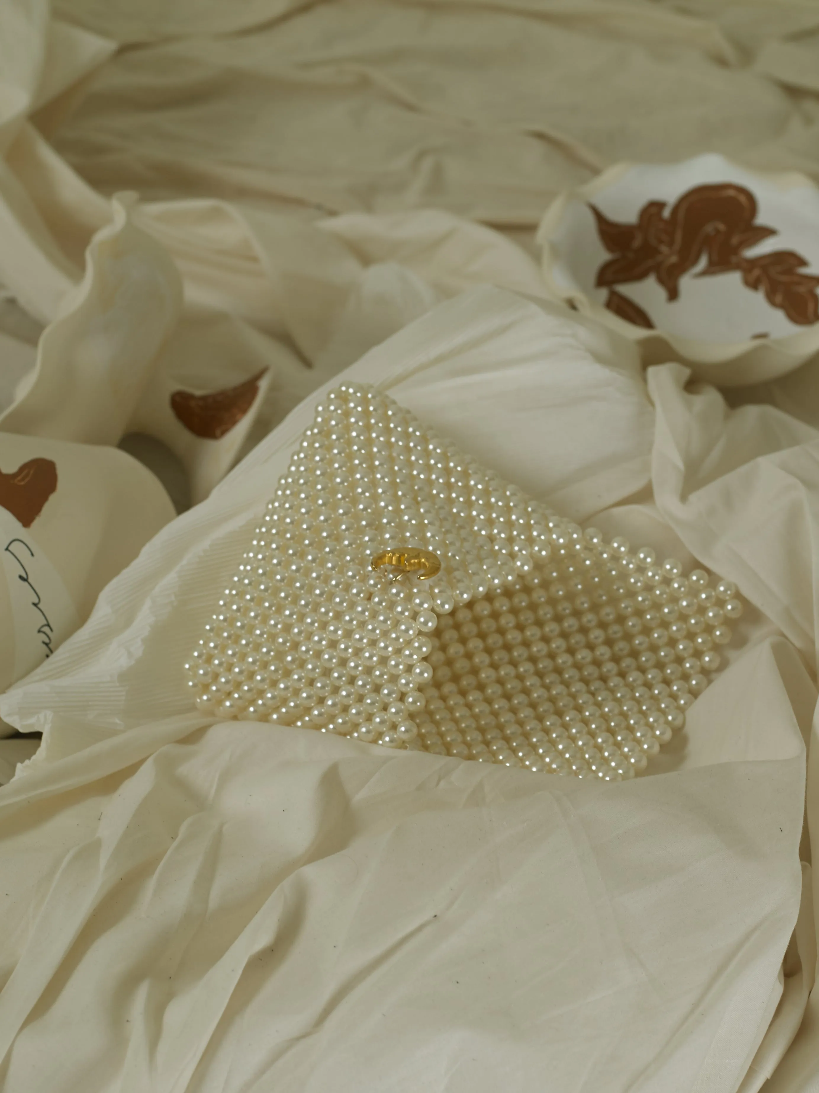 Artisanal Luna Pearl Clutch - Pearl/Gold