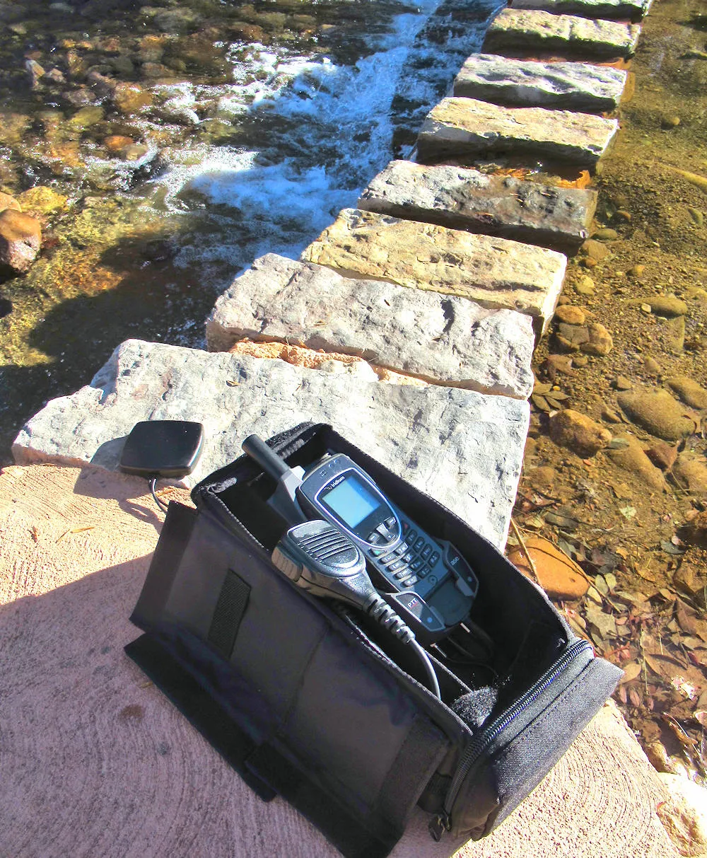 ASE-9575P-BAGDOCK for Iridium 9575 PTT Push-to-Talk