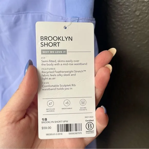 Athleta Brooklyn Short NEW Victorian Periwinkle 18