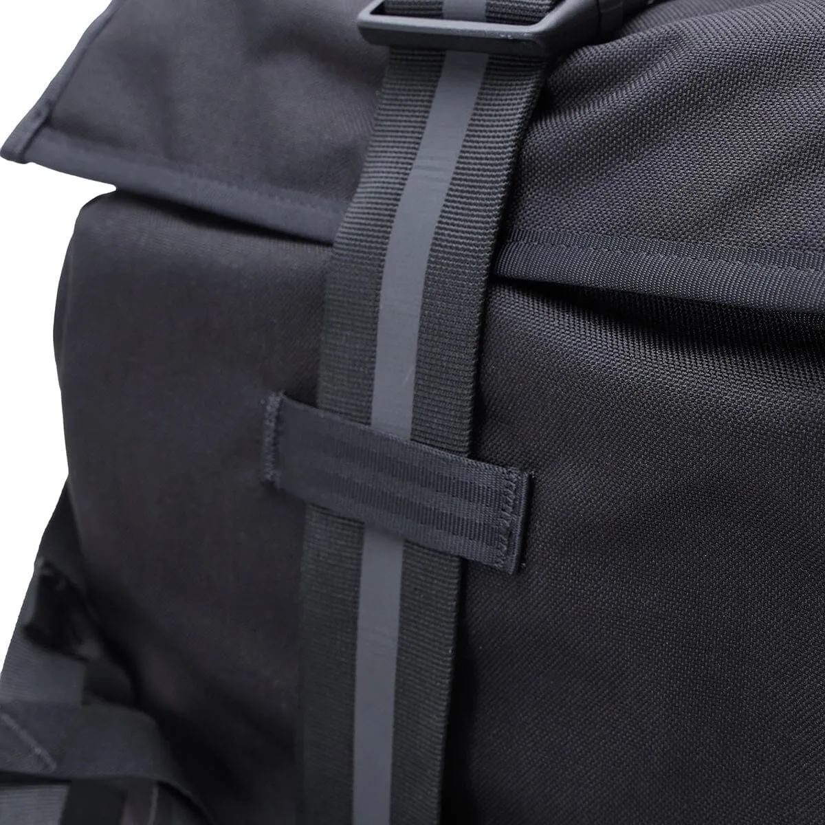 BARRAGE 18L PACK