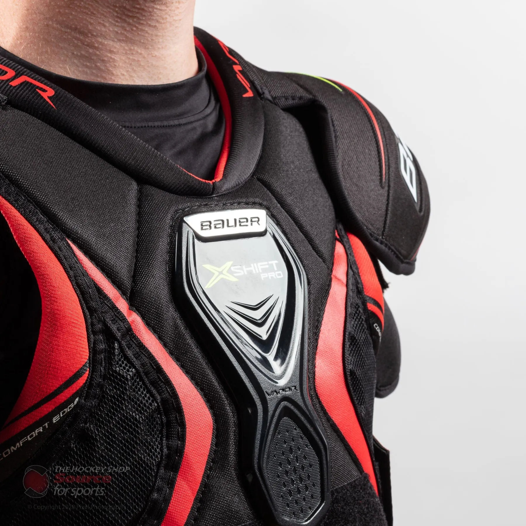 Bauer Vapor X Shift Pro Senior Hockey Shoulder Pads - 2020