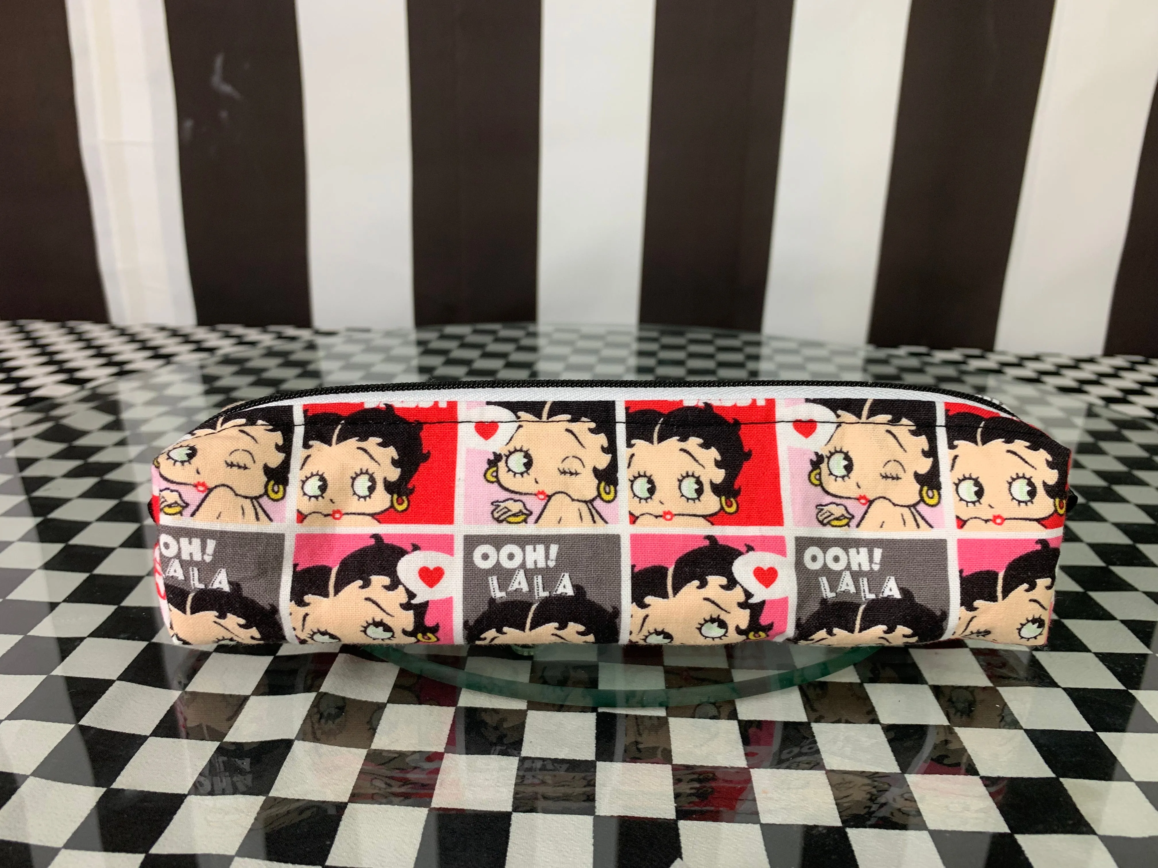 Betty boop squares boxy pencil case
