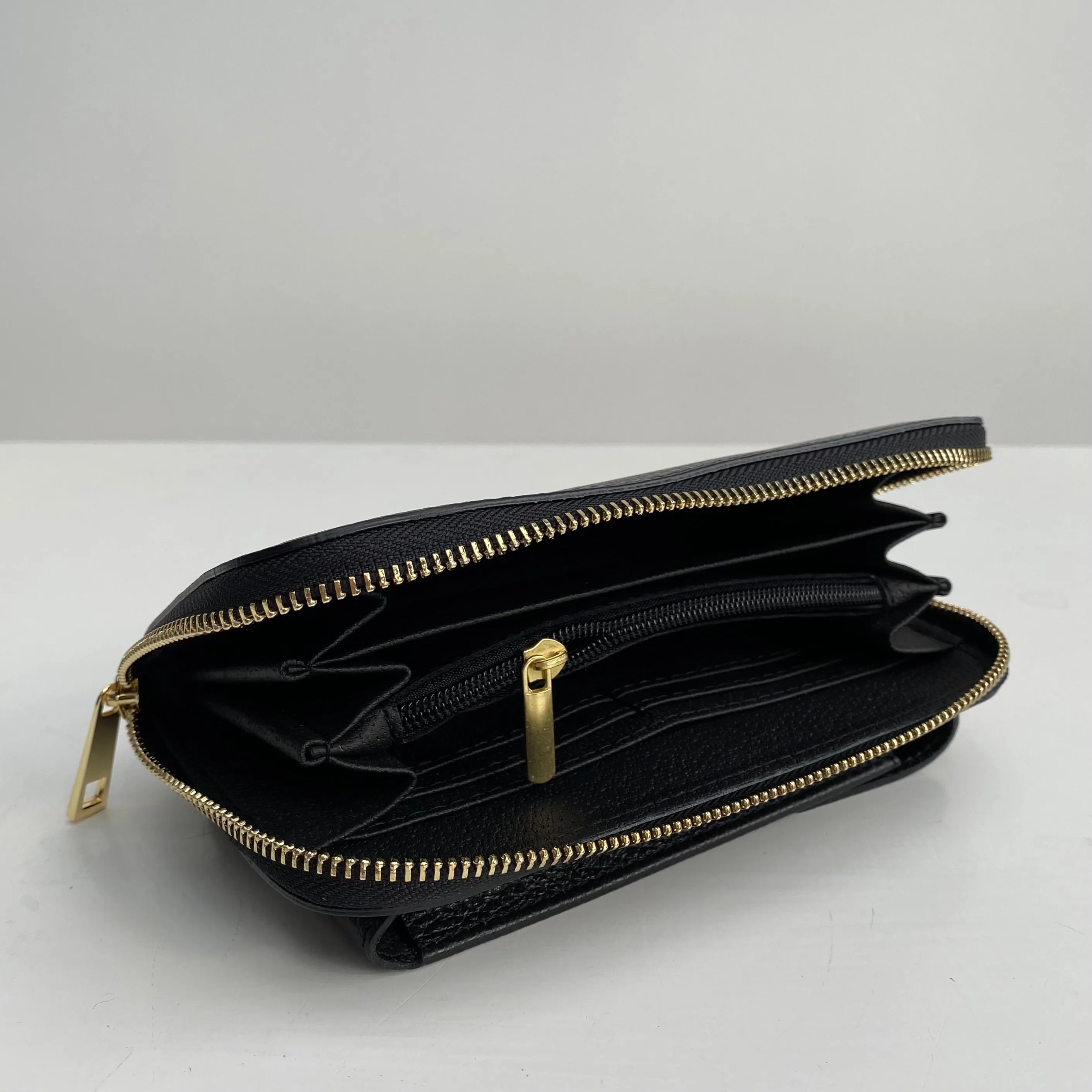 Black Leather Purse / Phone Crossbody