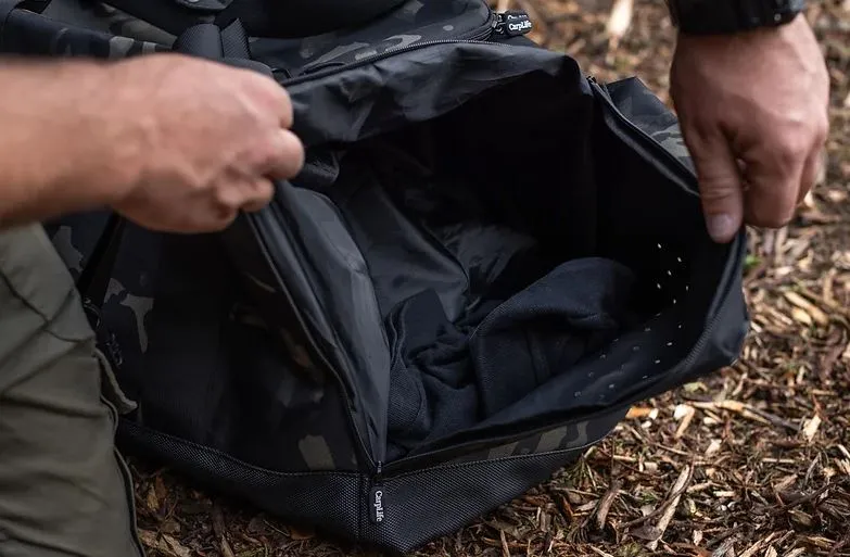 CarpLife Eclipes Camo Luggage Holdall Bag