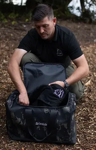CarpLife Eclipes Camo Luggage Holdall Bag