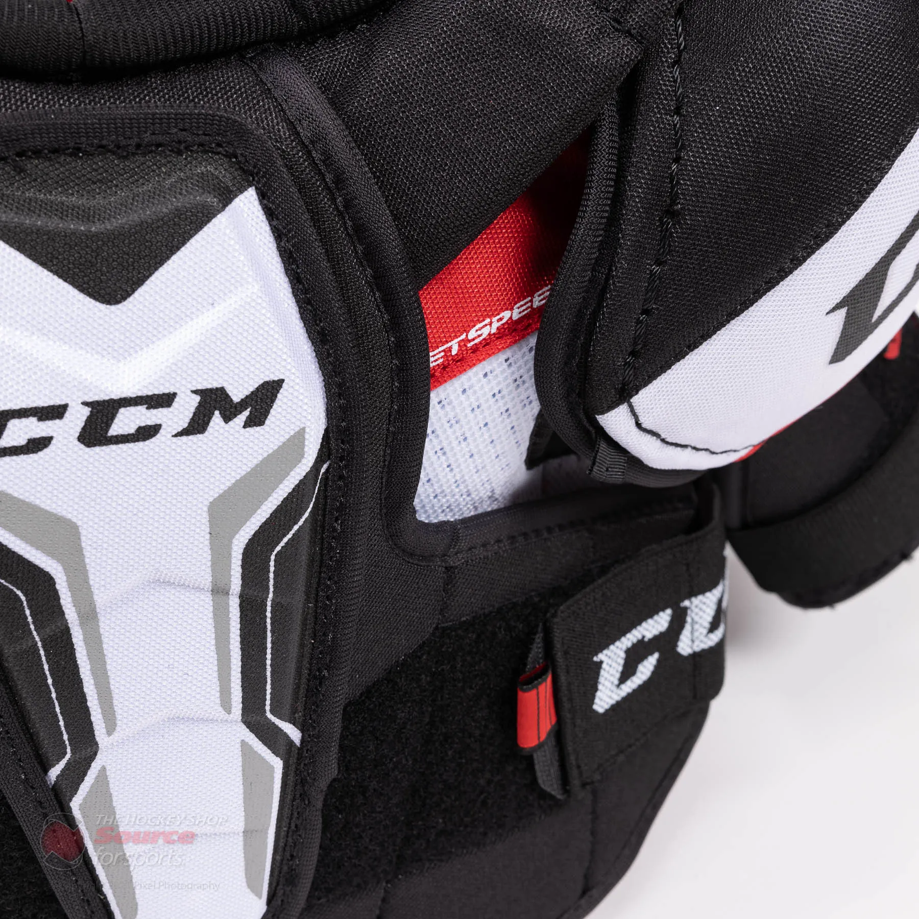 CCM Jetspeed FT485 Junior Hockey Shoulder Pads