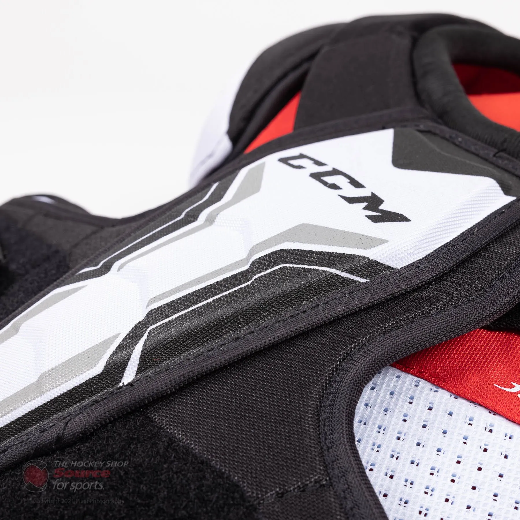 CCM Jetspeed FT485 Senior Hockey Shoulder Pads