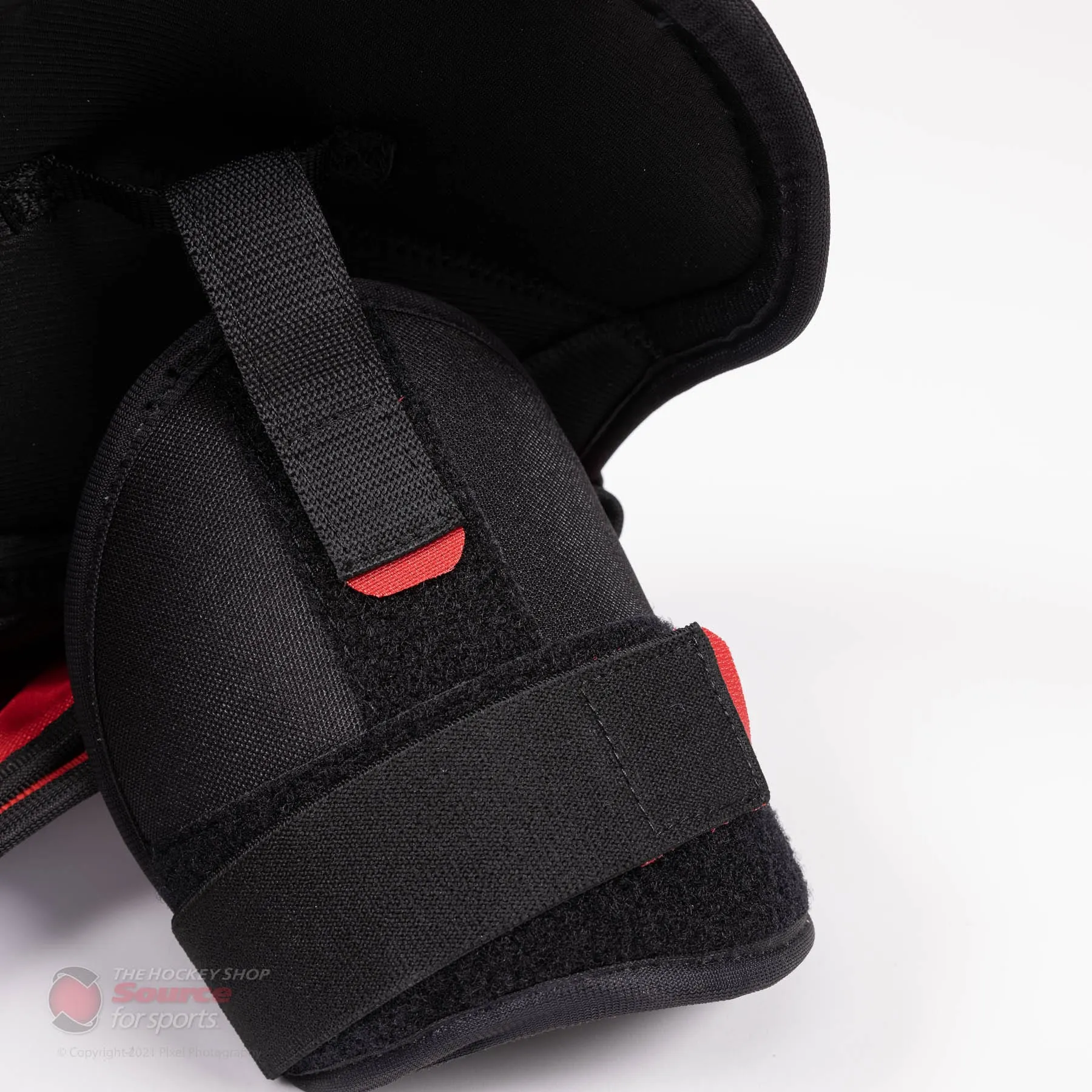 CCM Jetspeed FT485 Senior Hockey Shoulder Pads