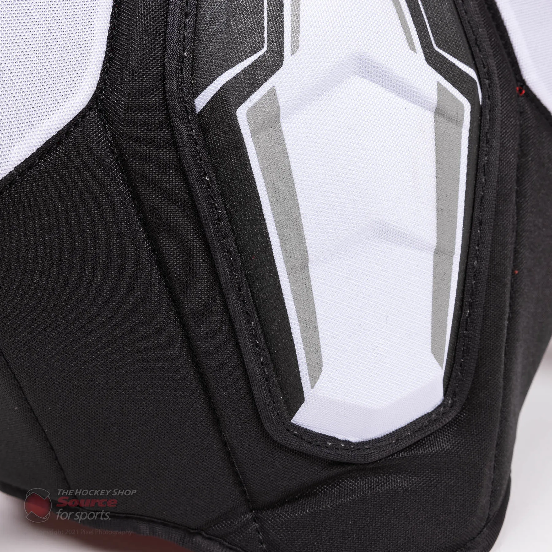 CCM Jetspeed FT485 Senior Hockey Shoulder Pads