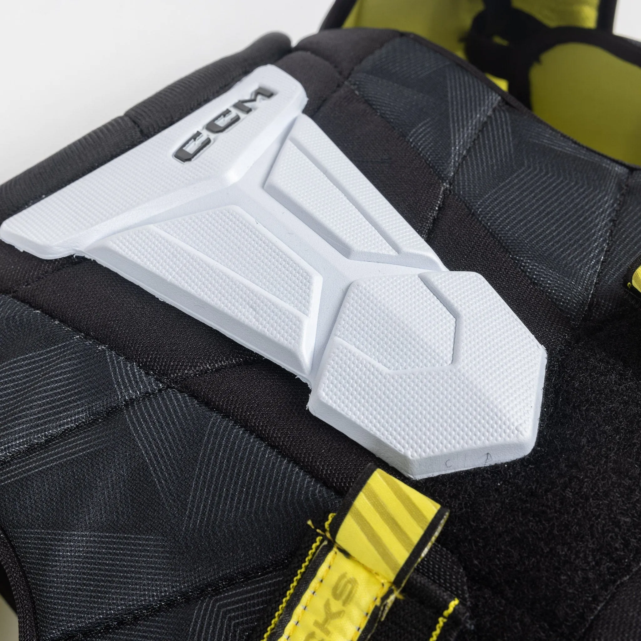 CCM Tacks Vector Junior Hockey Shoulder Pads - 2023