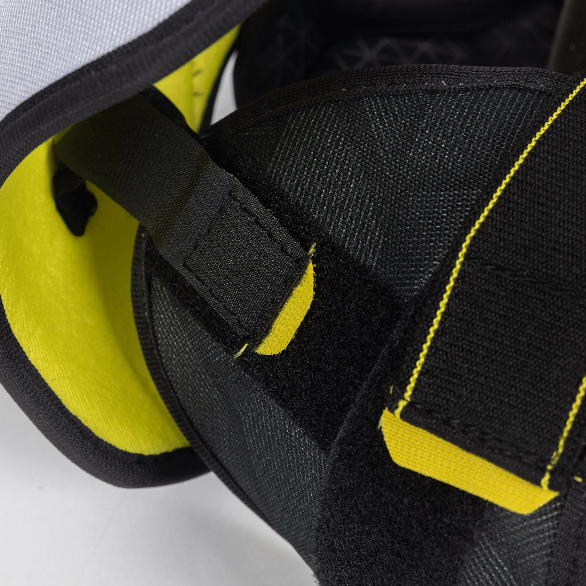 CCM Tacks Vector Junior Hockey Shoulder Pads - 2023