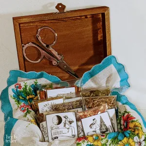 Ceremoment: Wise Words Come (Tea/Incense/Ritual/Oil Set)