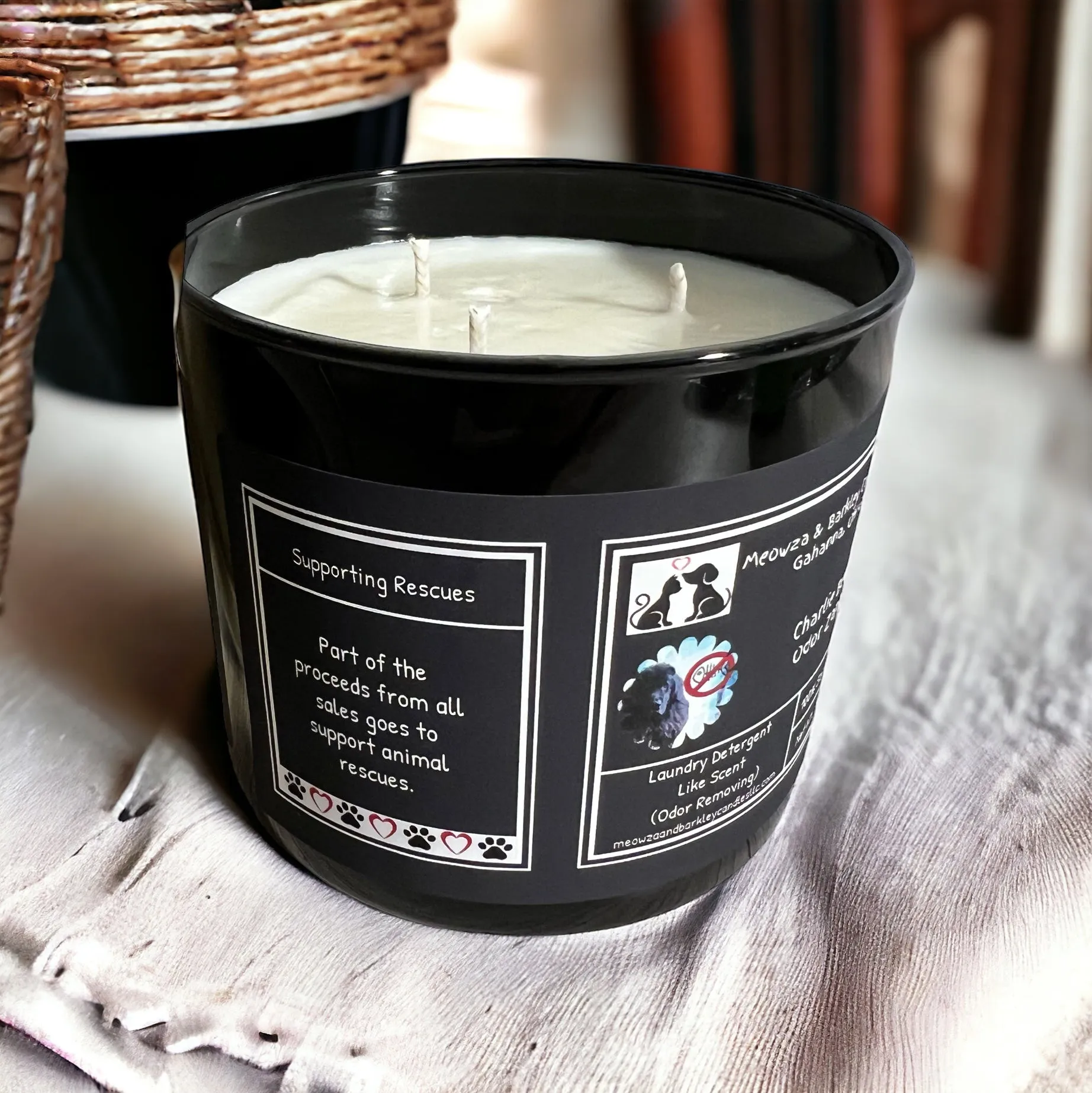 Charlie Bear's Odor Zapper Candle,  U.S. Handmade Scented Soy Candle, Odor Eliminator, Clean Burn, Fresh Linen Scent, Gift for Friend Mom Dad Co-Worker