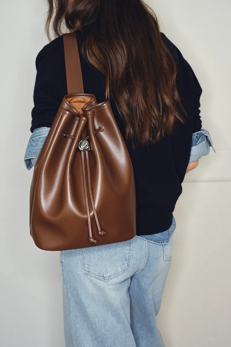 Chic Leather Bucket Bag