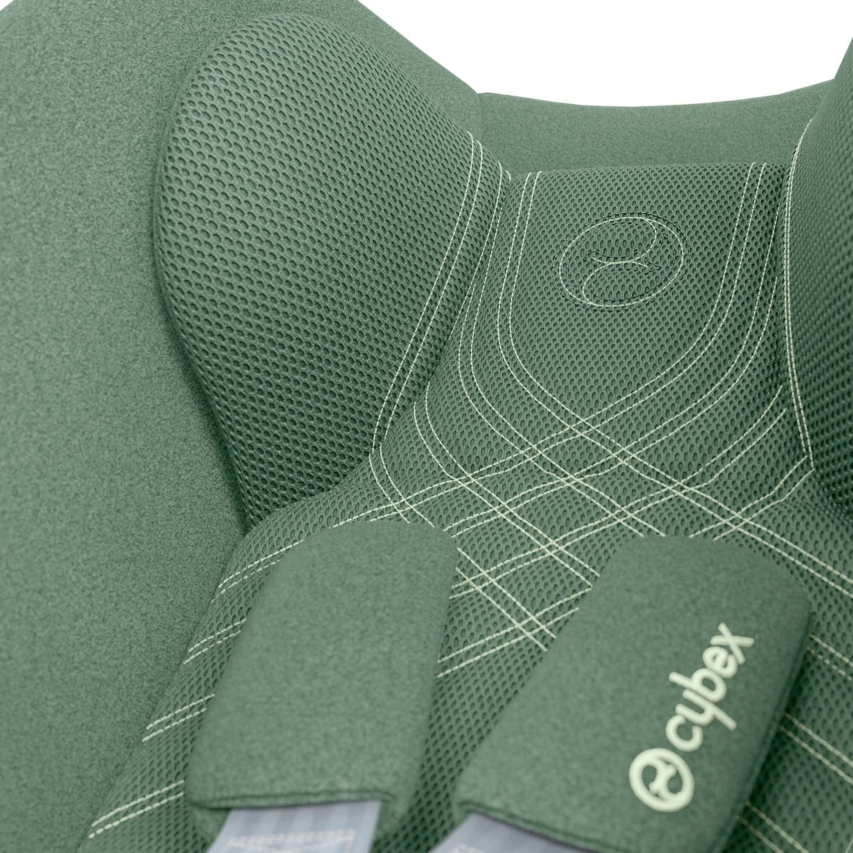 Cybex Cloud T PLUS i-Size Car Seat in Leaf Green