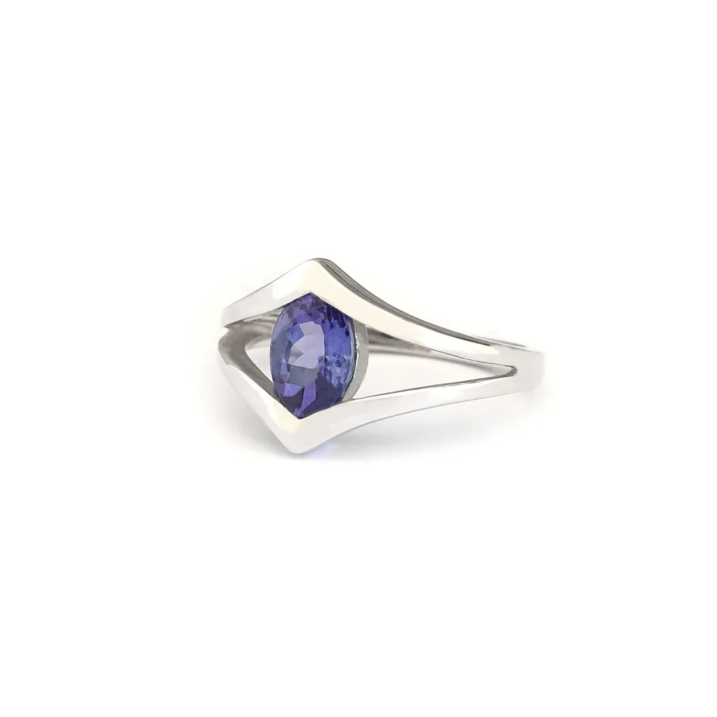 Double V Split Shoulder Oval Cut Tanzanite Ring