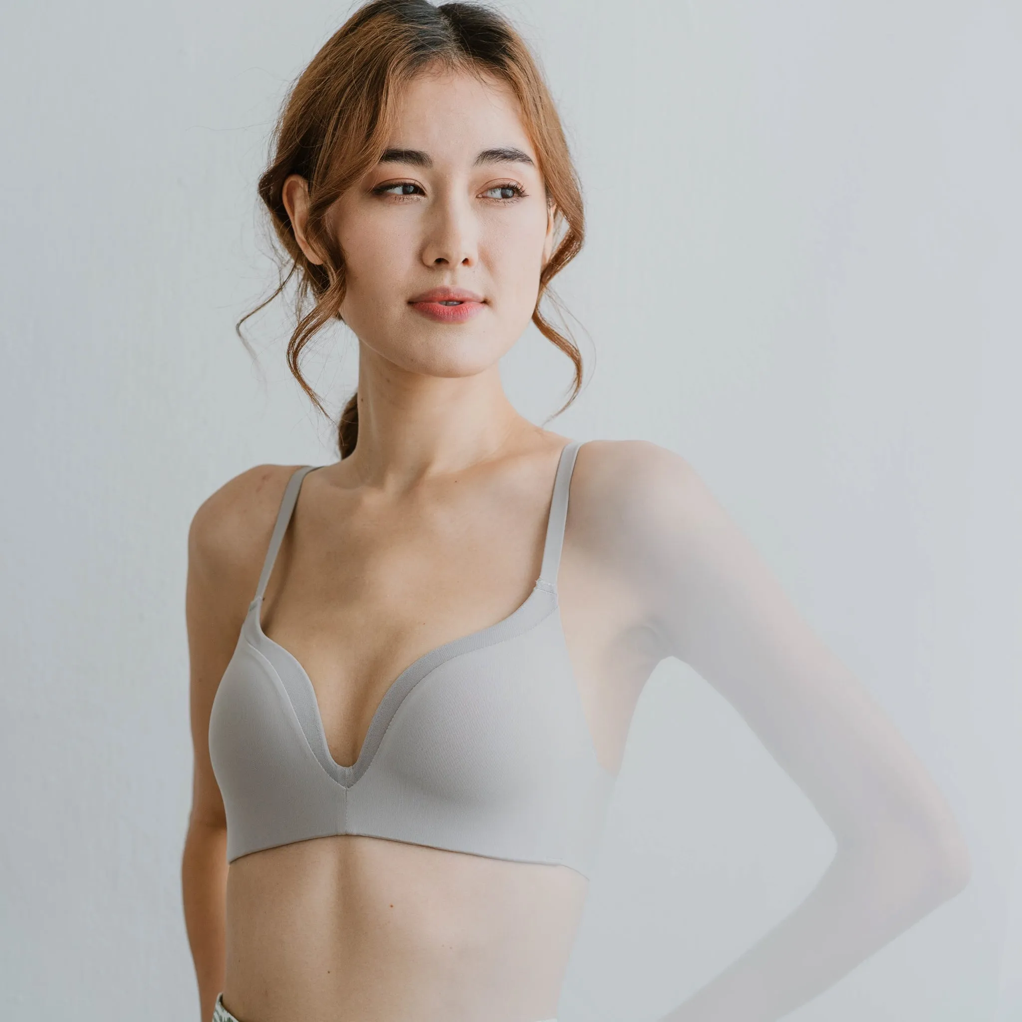 Everyday Comfort Seamless Wireless T-Shirt Bra in Ash (Size XL Only)