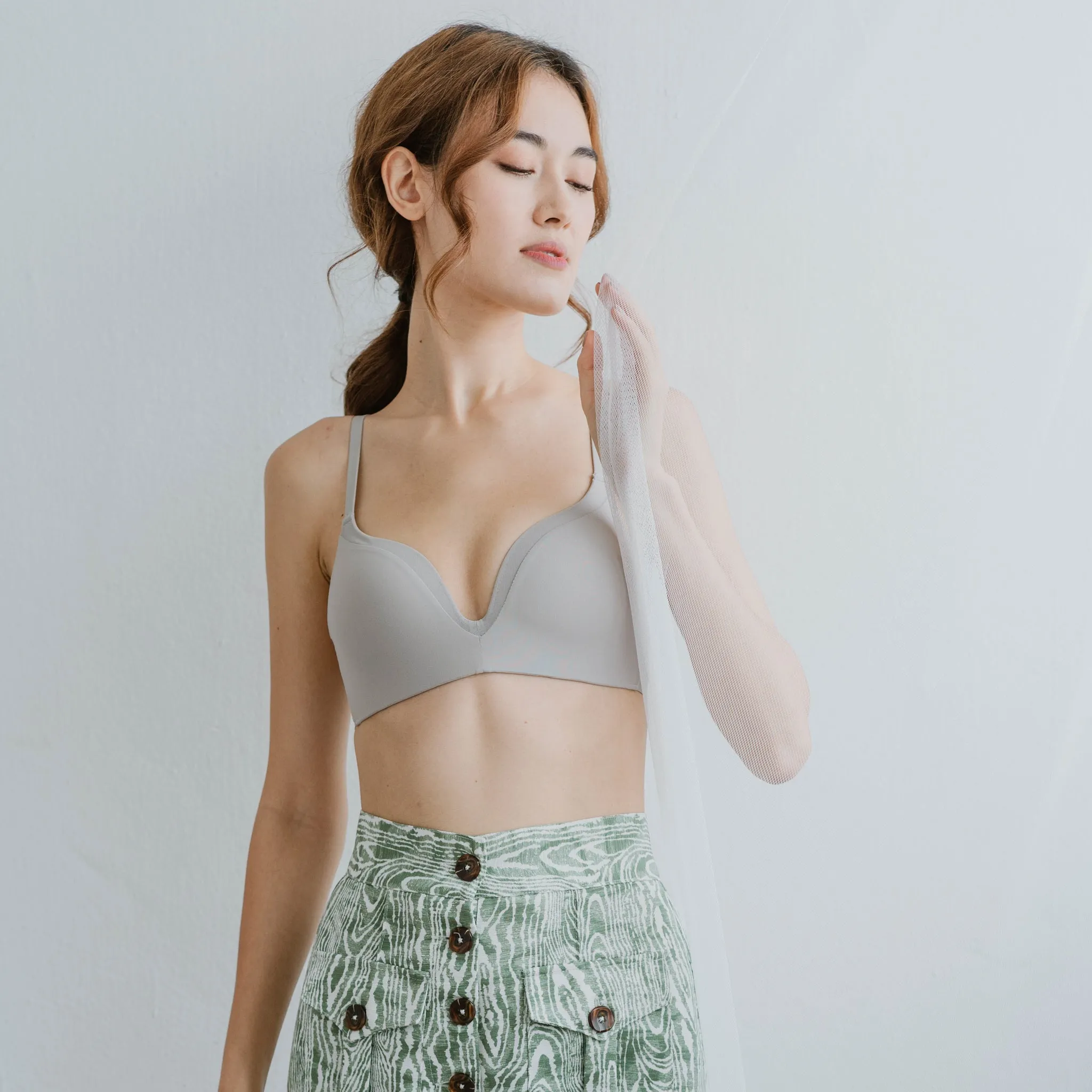 Everyday Comfort Seamless Wireless T-Shirt Bra in Ash (Size XL Only)