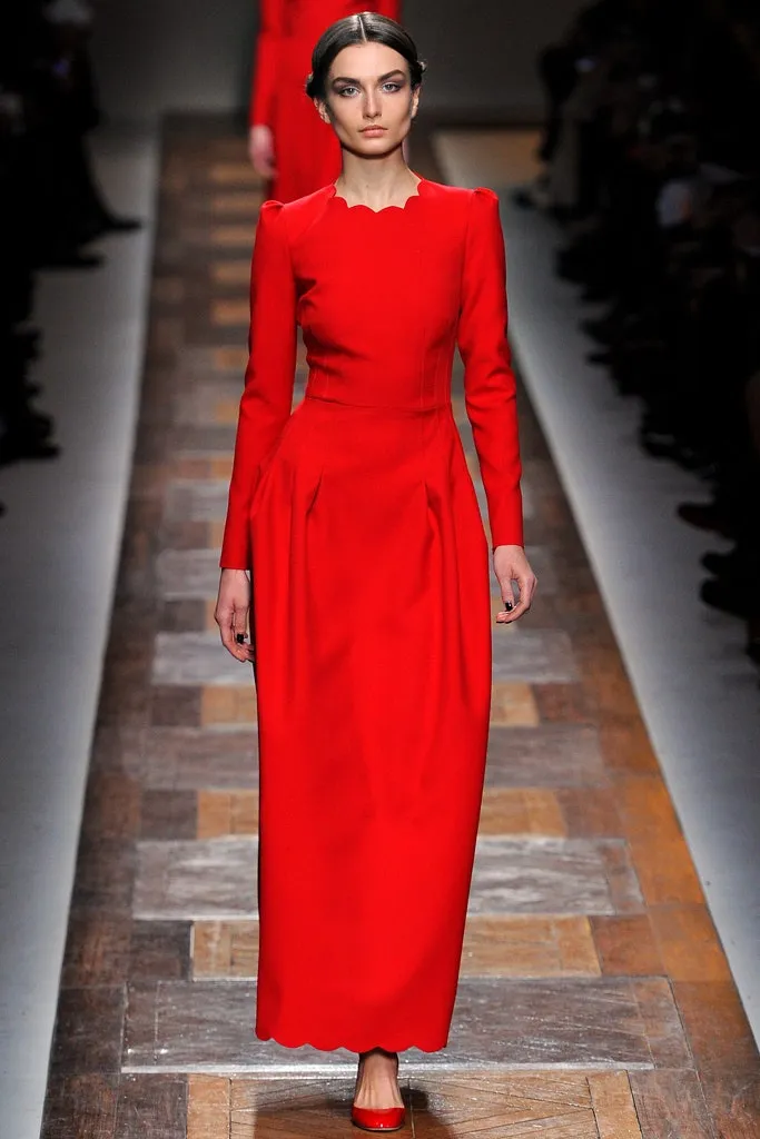 Fabulous Fall 2012 Valentino Red Silk Crepe Jersey Dress w Deep Scalloped Front Plunge