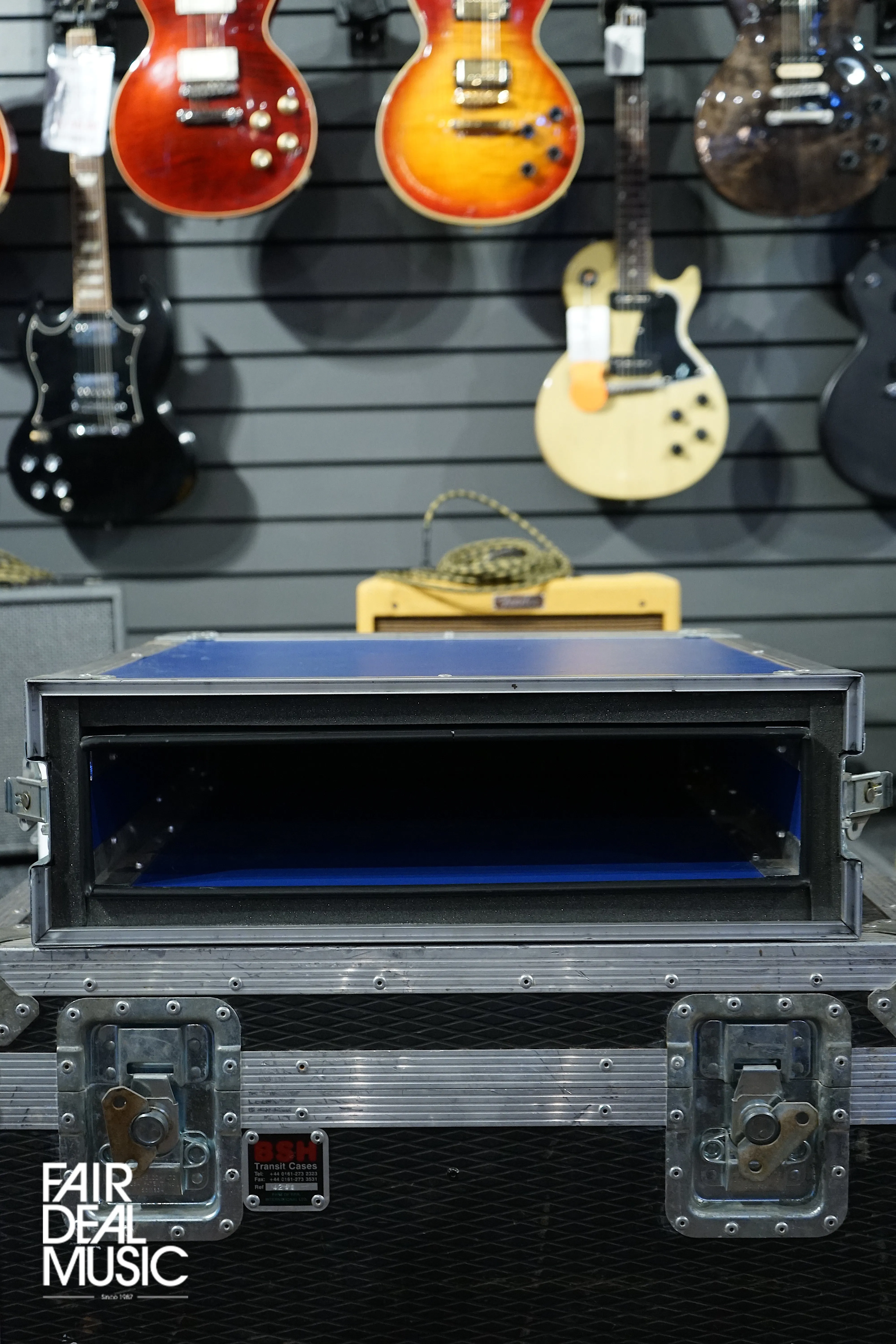 Flight Case for Rack-Mount Amps, USED