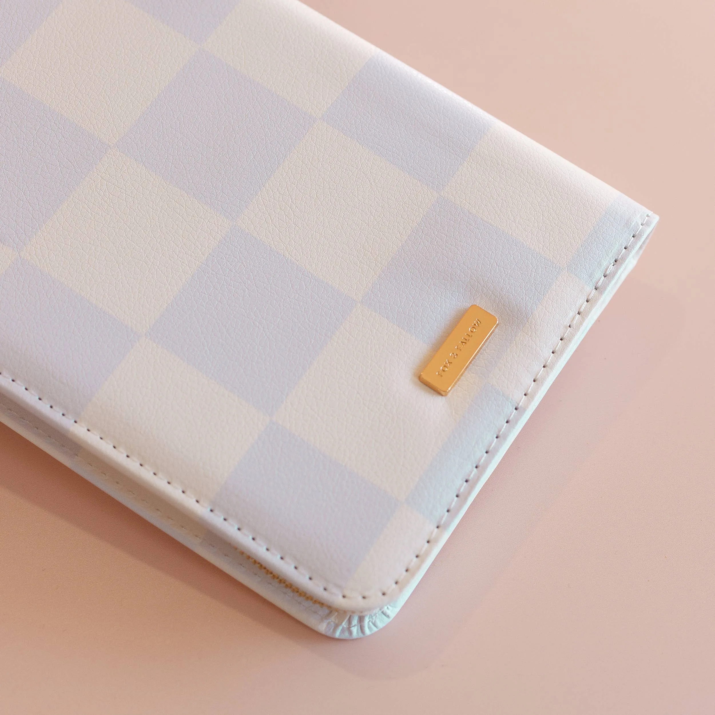 Fox & Fallow - Powder Check Travel Wallet