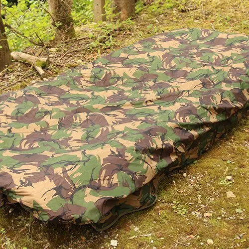 GARDNER TACKLE CAMO BEDCHAIR COVER