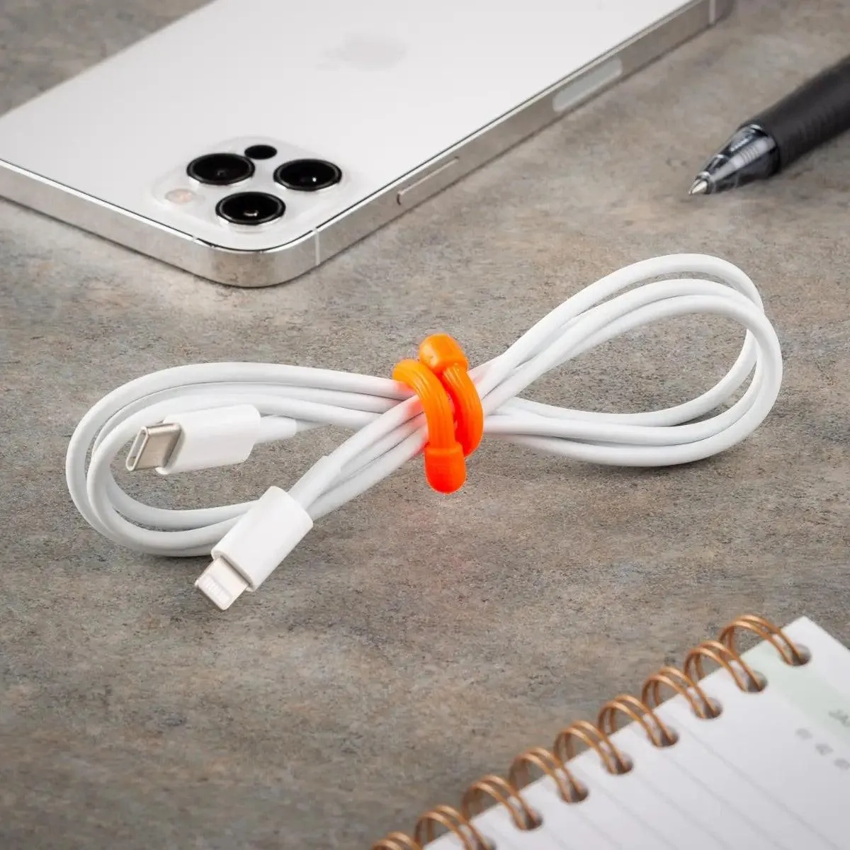 GEAR TIE REUSABLE RUBBER TWIST TIE(TM) (2pcs), Orange - length 18"