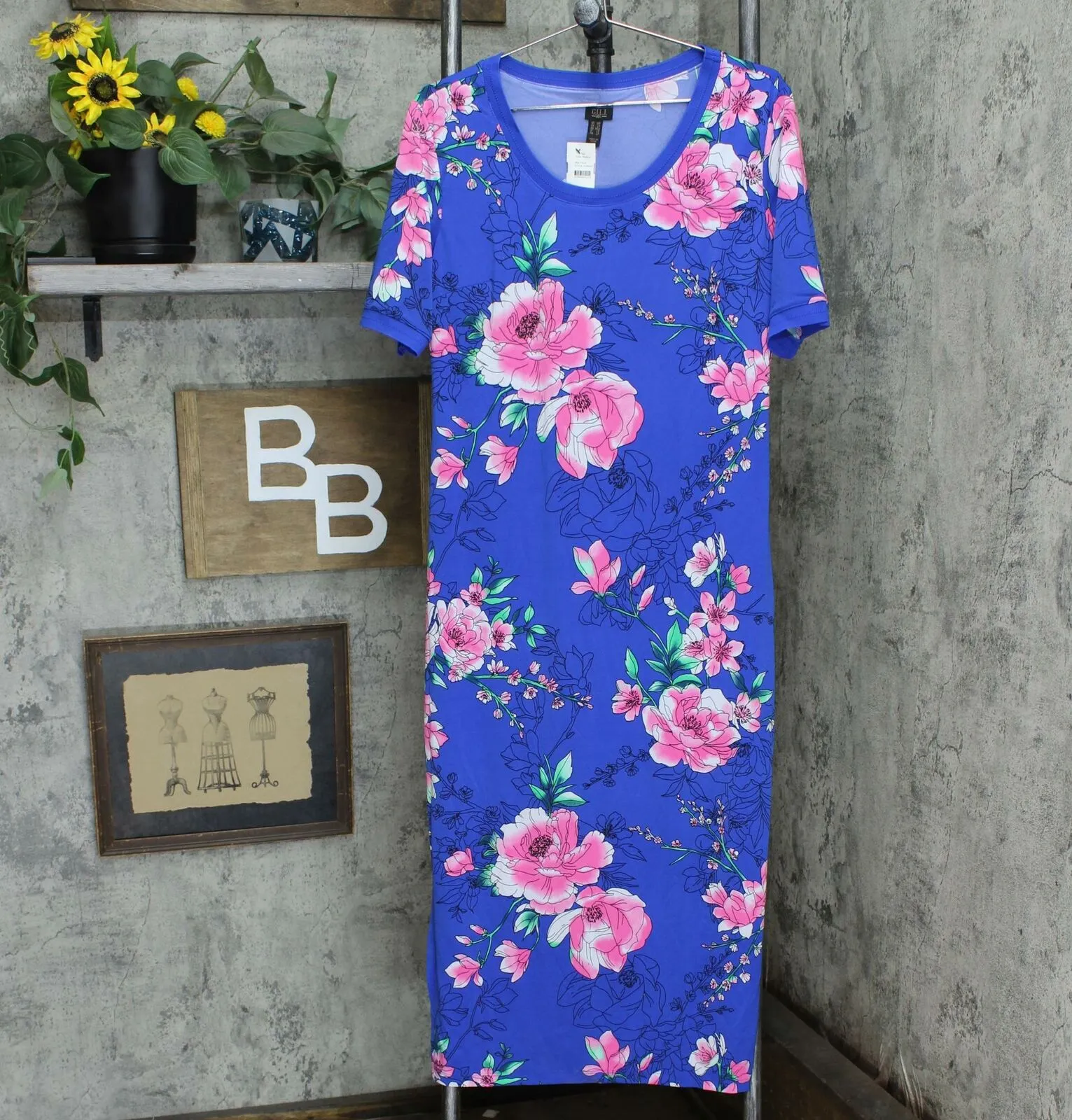 G.I.L.I. Petite Short-Sleeve Side Slit Maxi Dress