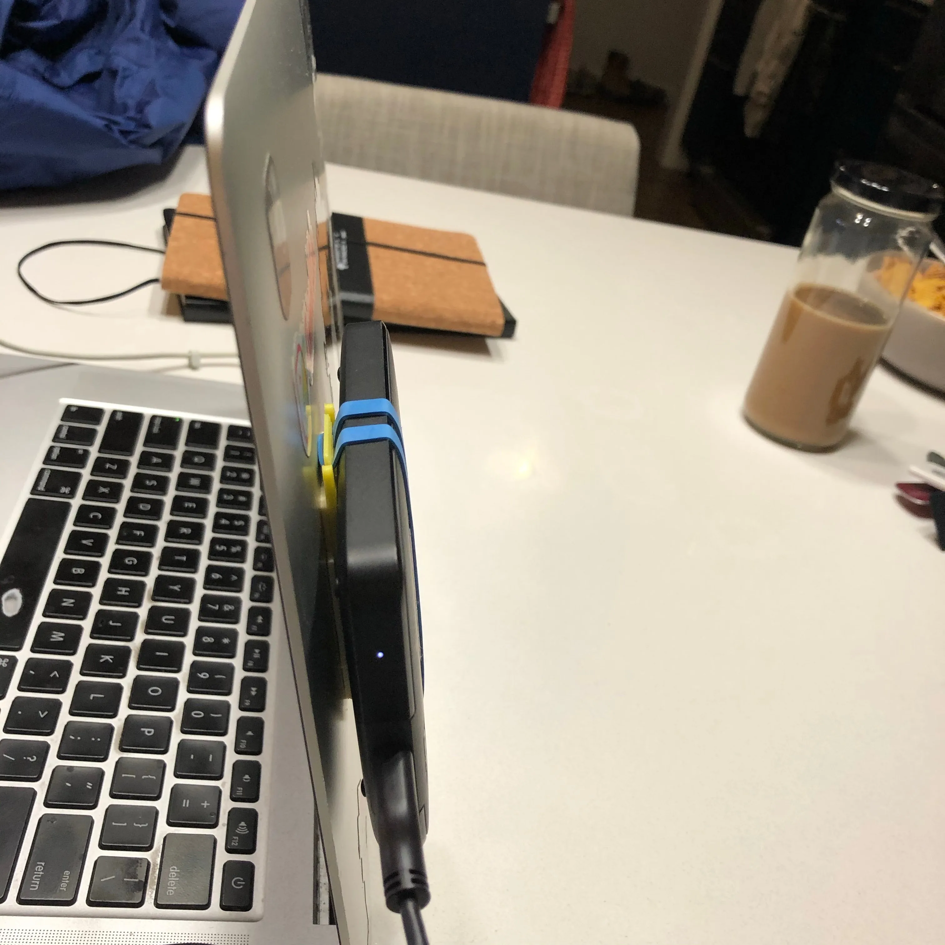 Hard Drive Holder for Laptops (AM)