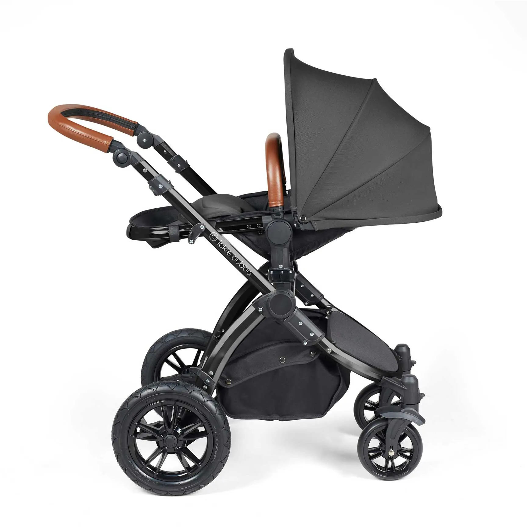Ickle Bubba Stomp Luxe All-in-One Travel System with Isofix Base in Black/Charcoal Grey/Tan
