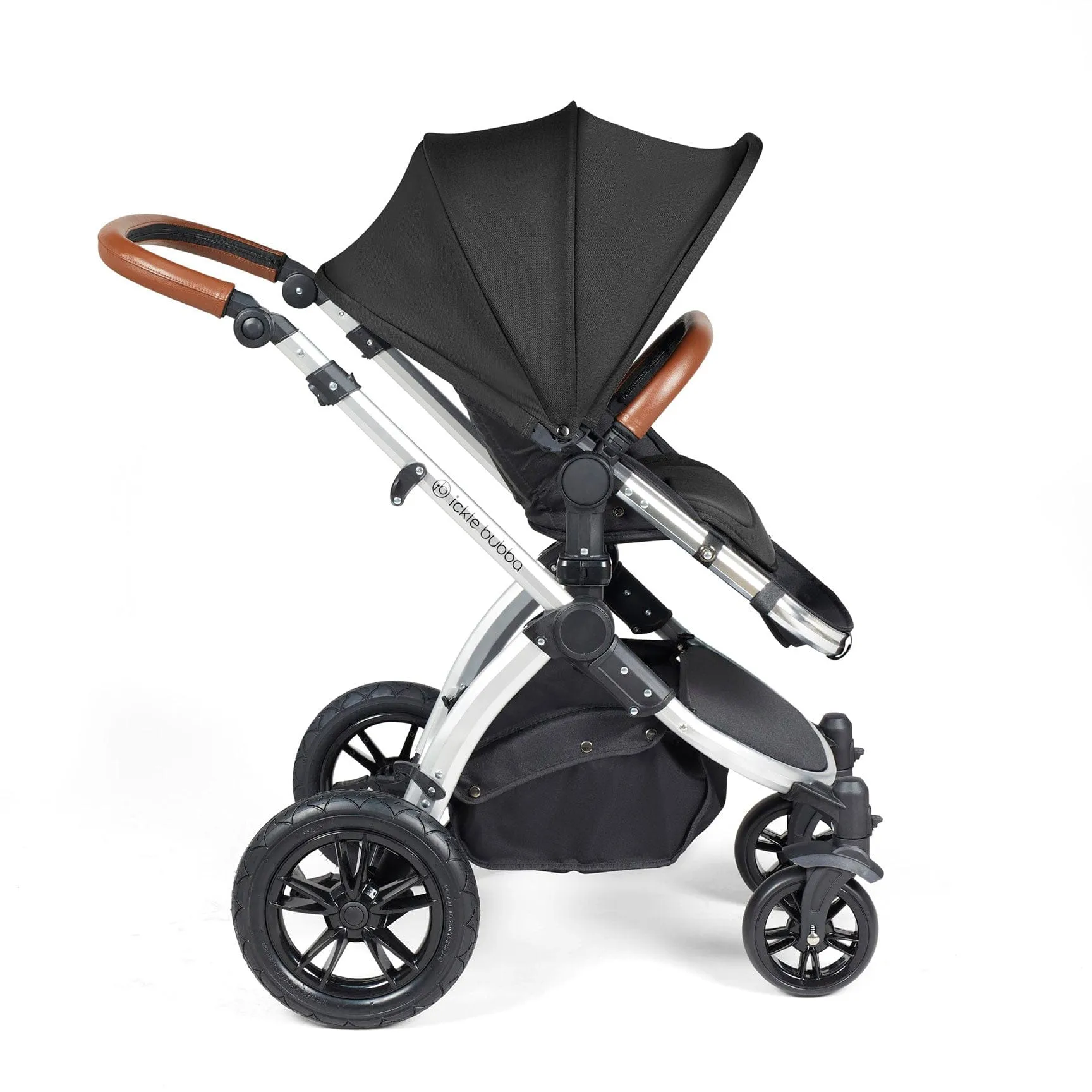 Ickle Bubba Stomp Luxe All-in-One Travel System with Isofix Base in Silver/Midnight/Tan