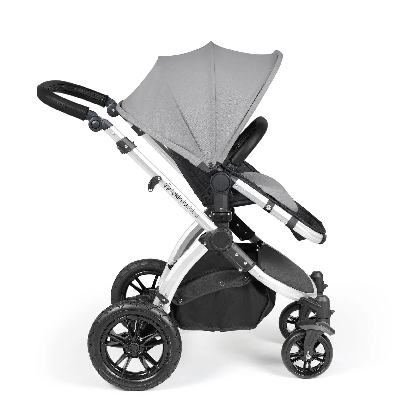 Ickle Bubba Stomp Luxe All-in-One Travel System with Isofix Base in Silver/Pearl Grey/Black