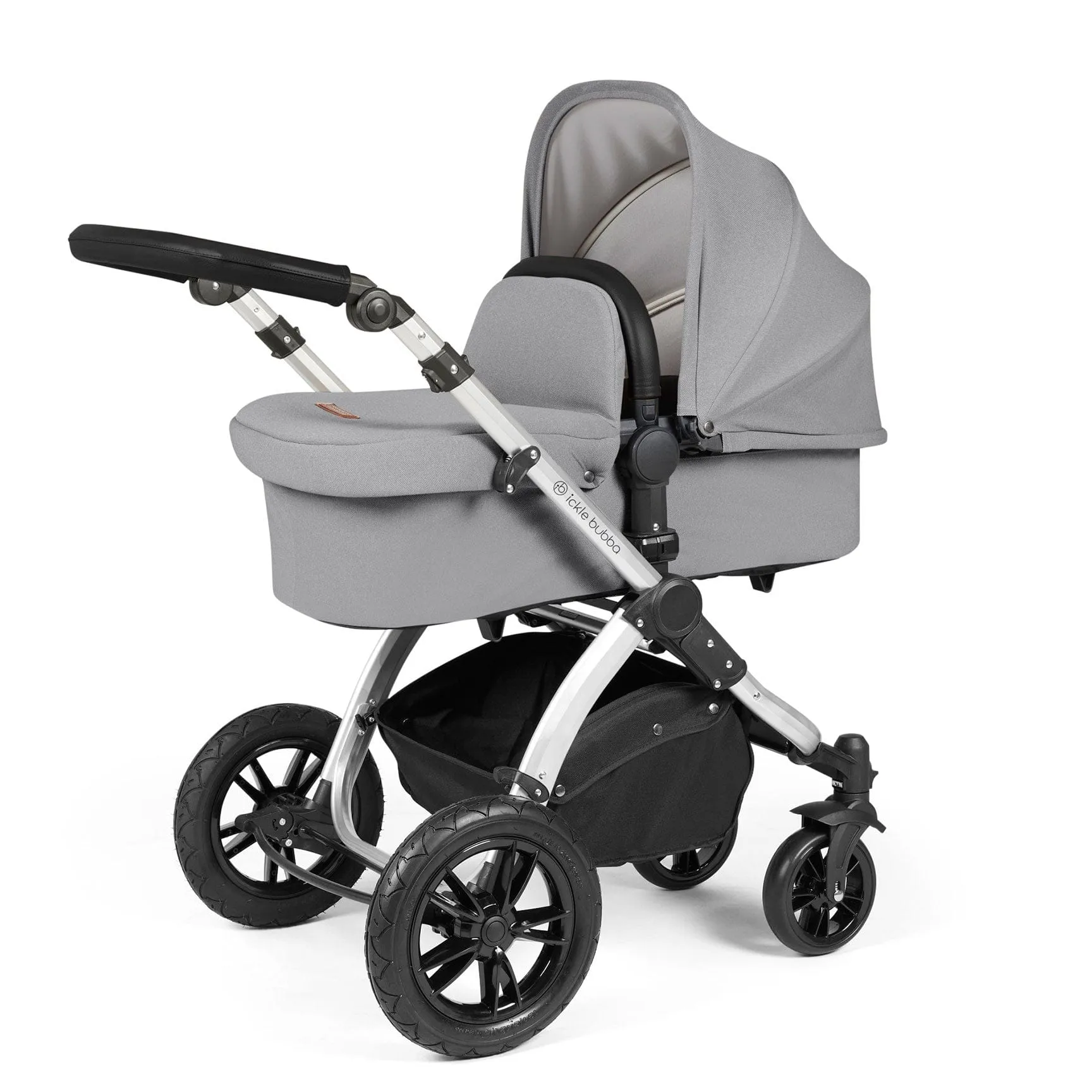Ickle Bubba Stomp Luxe All-in-One Travel System with Isofix Base in Silver/Pearl Grey/Black