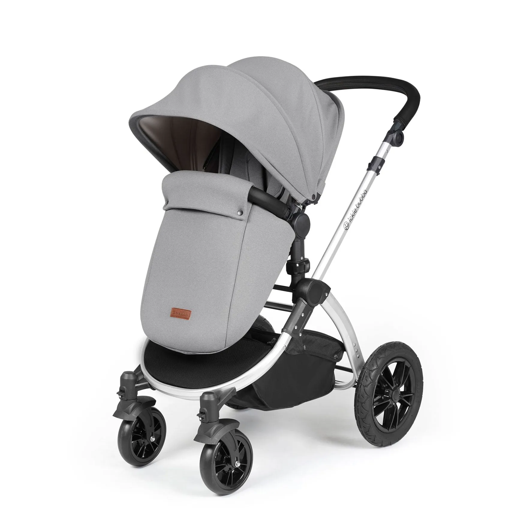Ickle Bubba Stomp Luxe All-in-One Travel System with Isofix Base in Silver/Pearl Grey/Black
