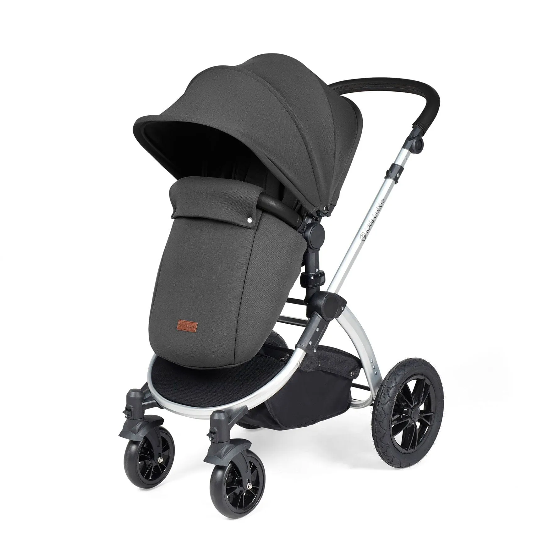 Ickle Bubba Stomp Luxe All-in-One Travel System with Isofix Base - Silver/Charcoal Grey/Black