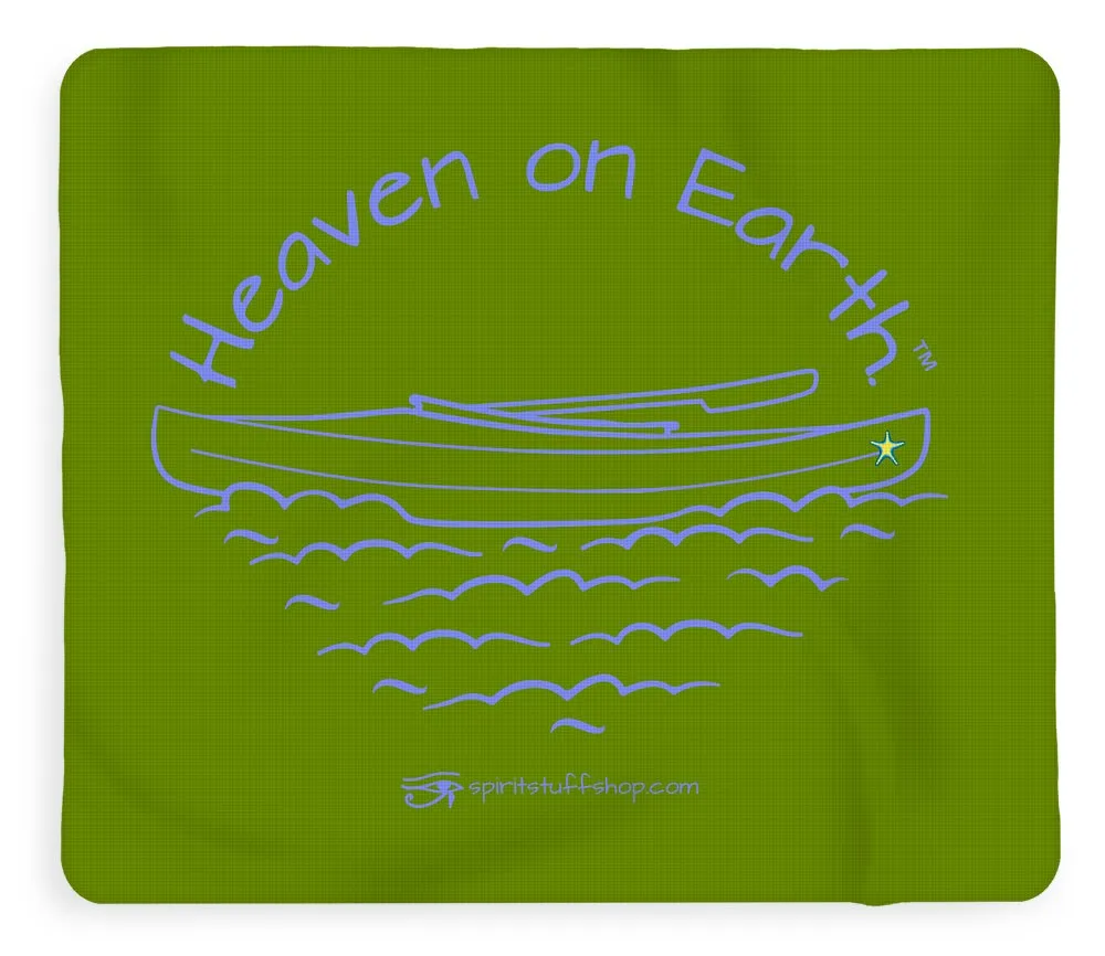 Kayak Heaven On Earth - Blanket