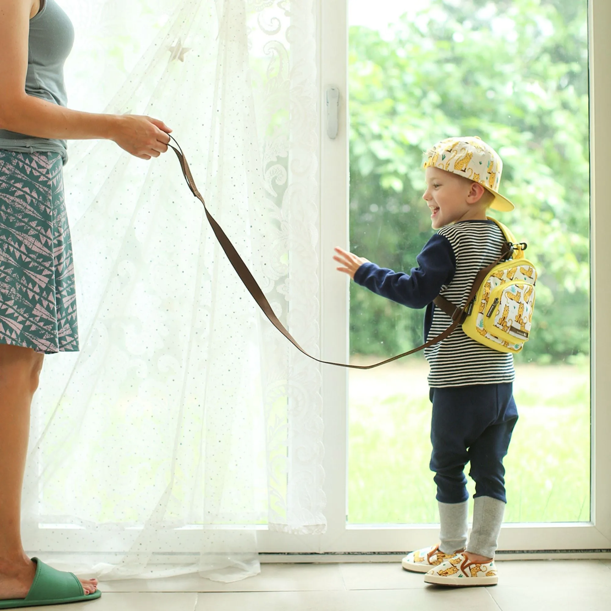 Kinderspel Insulated Sling Bag